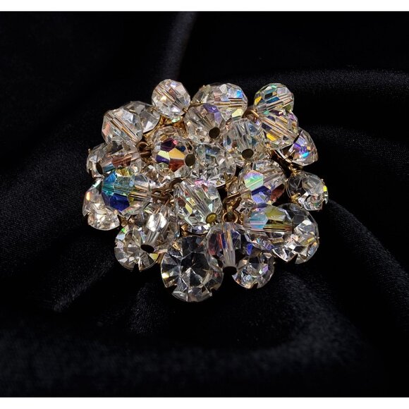 Vintage 1960s JULIANA Aurora Borealis Crystal Gold-Tone Round Brooch Pin - Picture 1 of 6